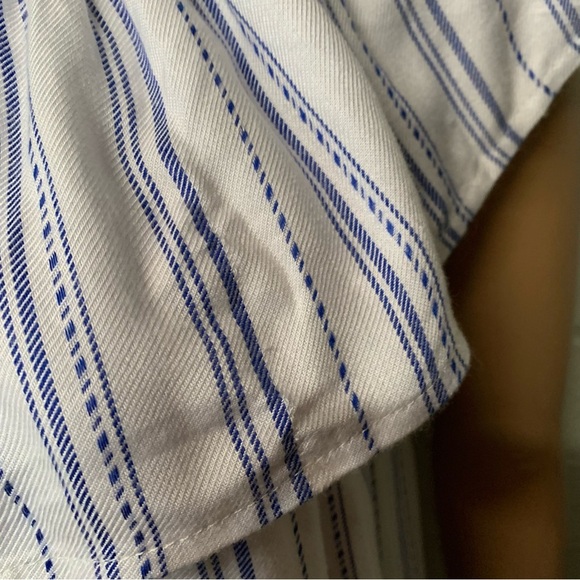 Free with purchase - Picture 7 of 7